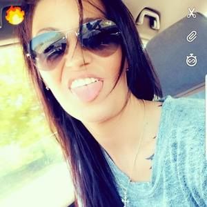 Meet your Posher, Becky